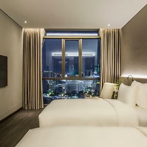 Deluxe Twin Room Partial Sea View